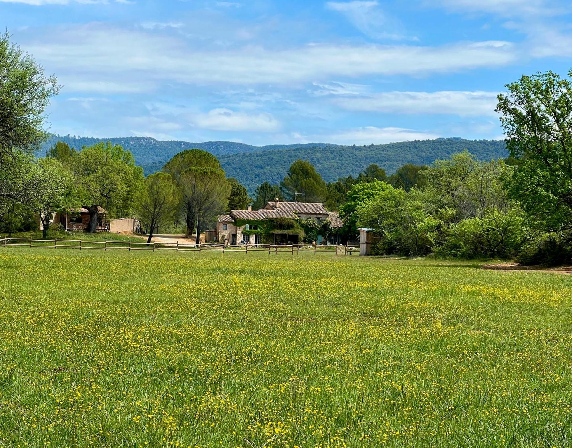 La Cabane De Babarot Aups Bagian luar foto