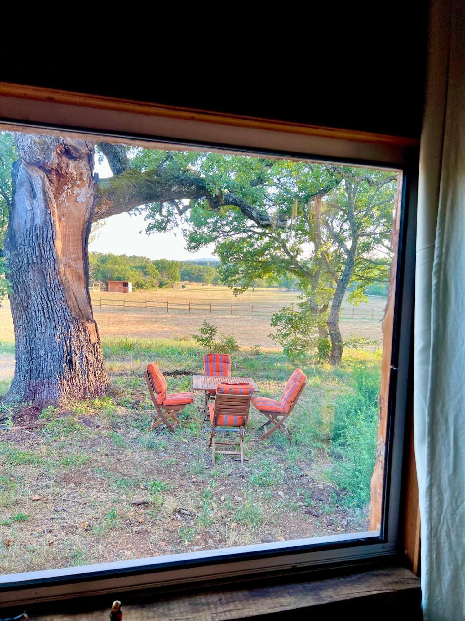 La Cabane De Babarot Aups Bagian luar foto